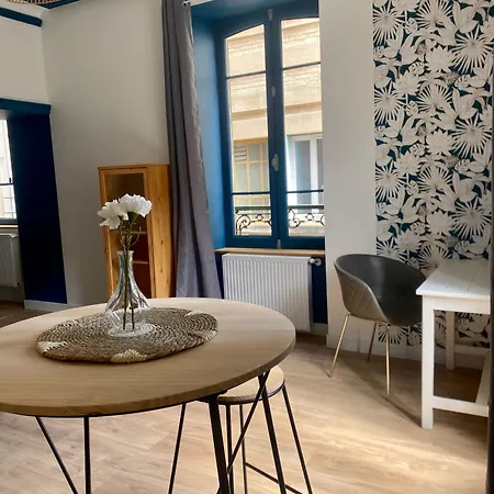 Baraduc Apartment