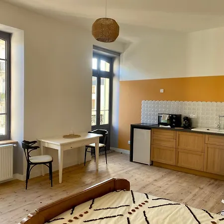 アパート Baraduc